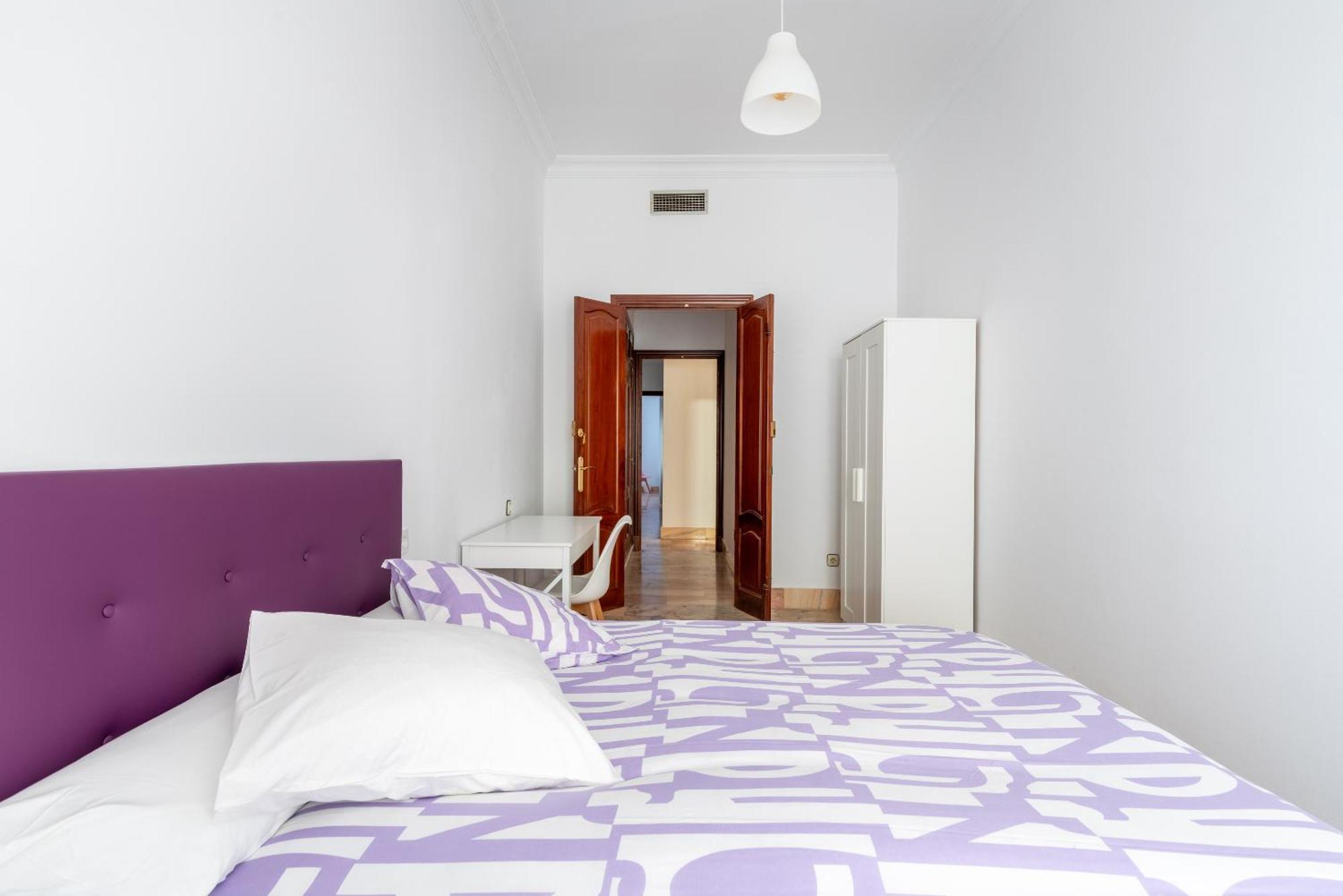 Banana Gay House - Only Men Hotel Seville Exterior photo