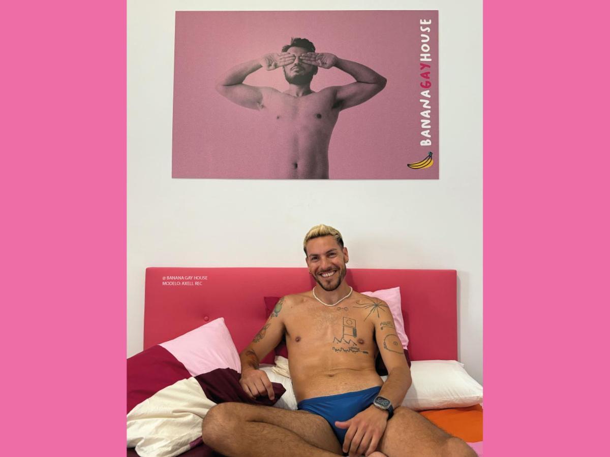 Banana Gay House - Only Men Hotel Seville Exterior photo