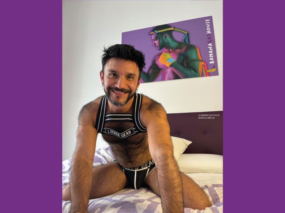 Banana Gay House - Only Men Hotel Seville Exterior photo